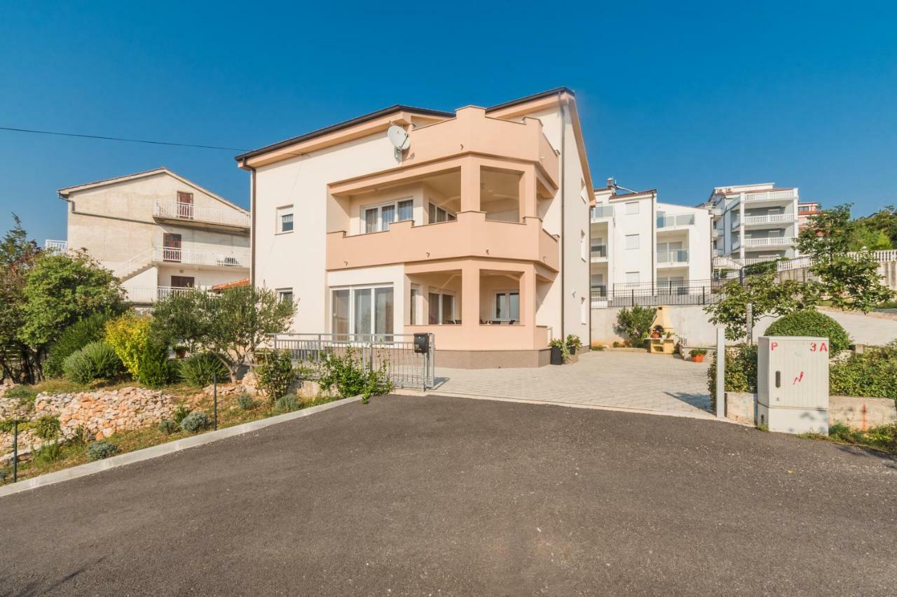 Apartman Klara Crikvenica Bagian luar foto