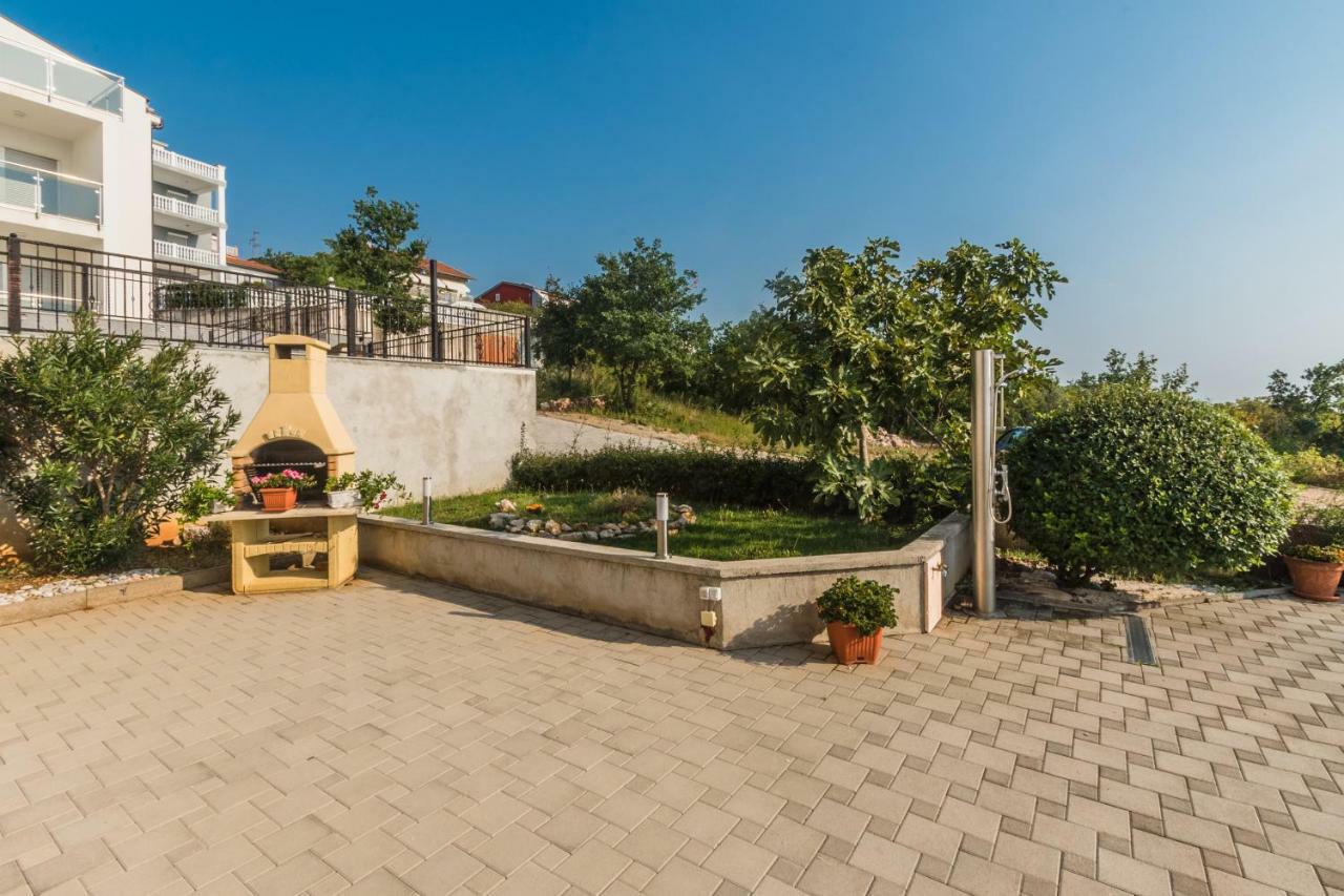 Apartman Klara Crikvenica Bagian luar foto